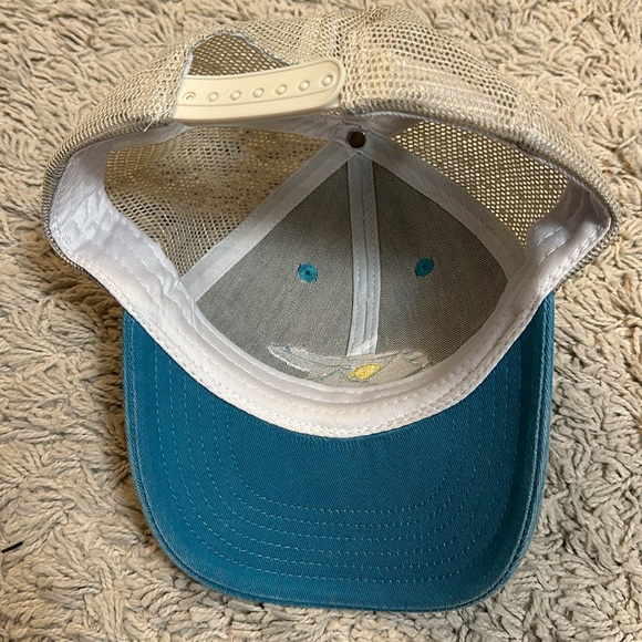 Hat - Picture 3 of 4